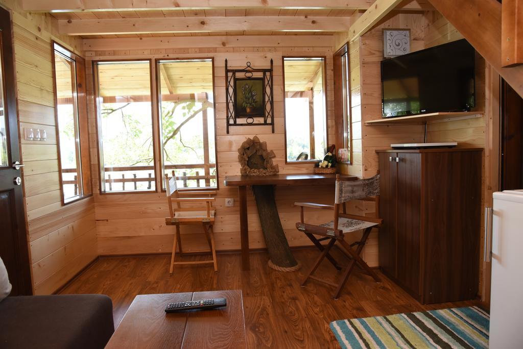 Holiday Home Kucica Na Drvetu Banja Koviljača Kültér fotó