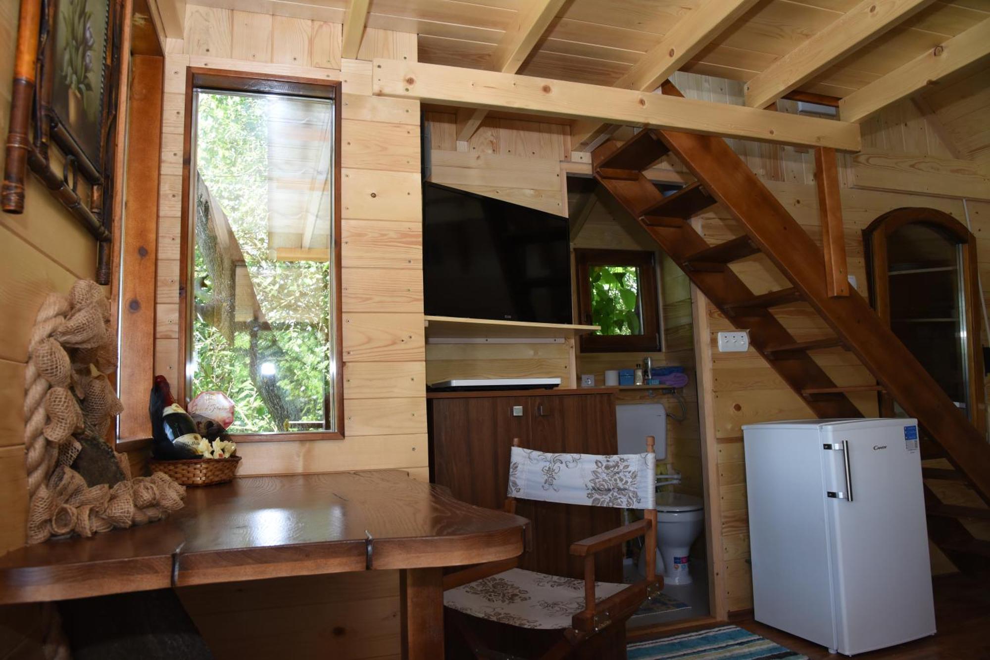 Holiday Home Kucica Na Drvetu Banja Koviljača Kültér fotó