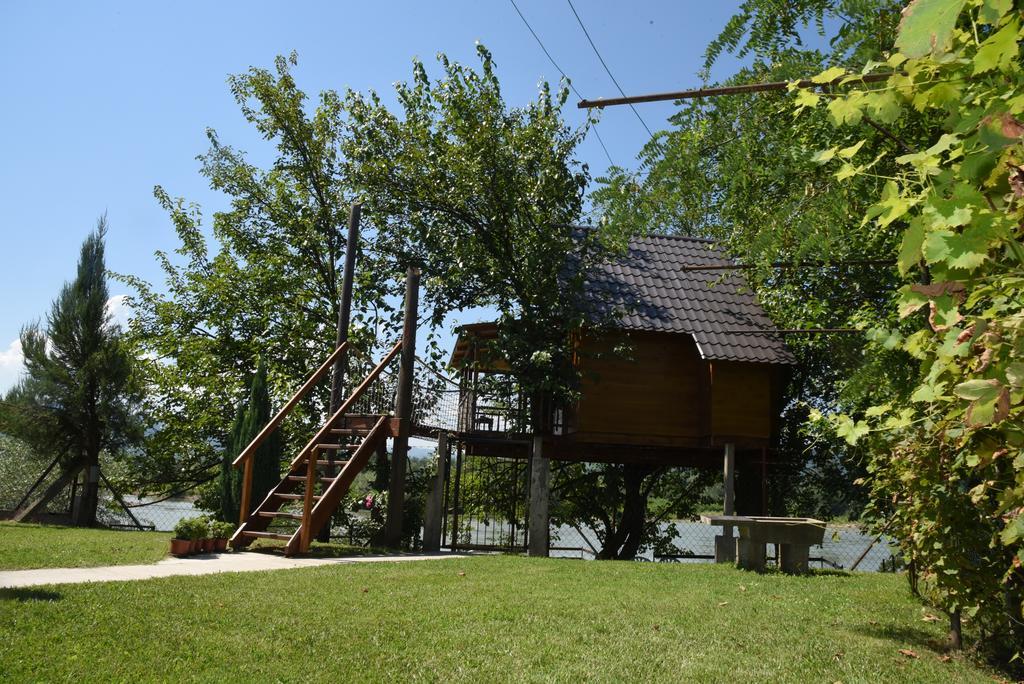 Holiday Home Kucica Na Drvetu Banja Koviljača Kültér fotó