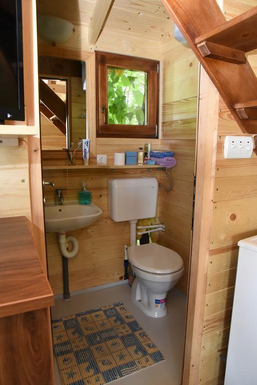 Holiday Home Kucica Na Drvetu Banja Koviljača Kültér fotó