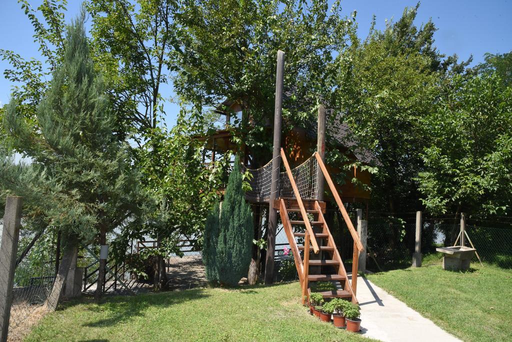 Holiday Home Kucica Na Drvetu Banja Koviljača Kültér fotó