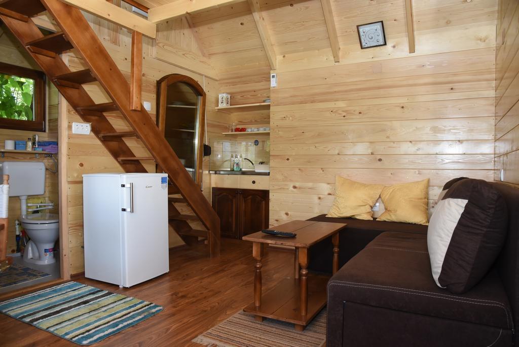 Holiday Home Kucica Na Drvetu Banja Koviljača Kültér fotó