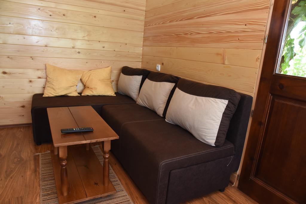 Holiday Home Kucica Na Drvetu Banja Koviljača Kültér fotó