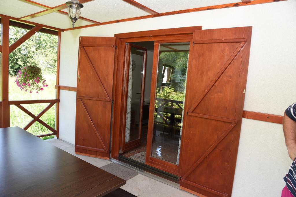 Holiday Home Kucica Na Drvetu Banja Koviljača Kültér fotó