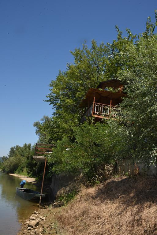 Holiday Home Kucica Na Drvetu Banja Koviljača Kültér fotó